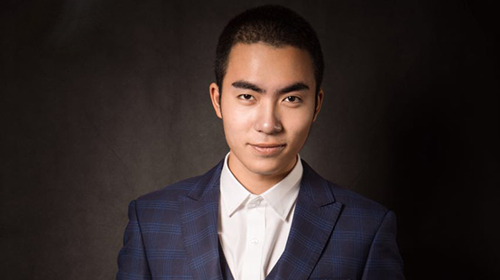 摄影学校李老师