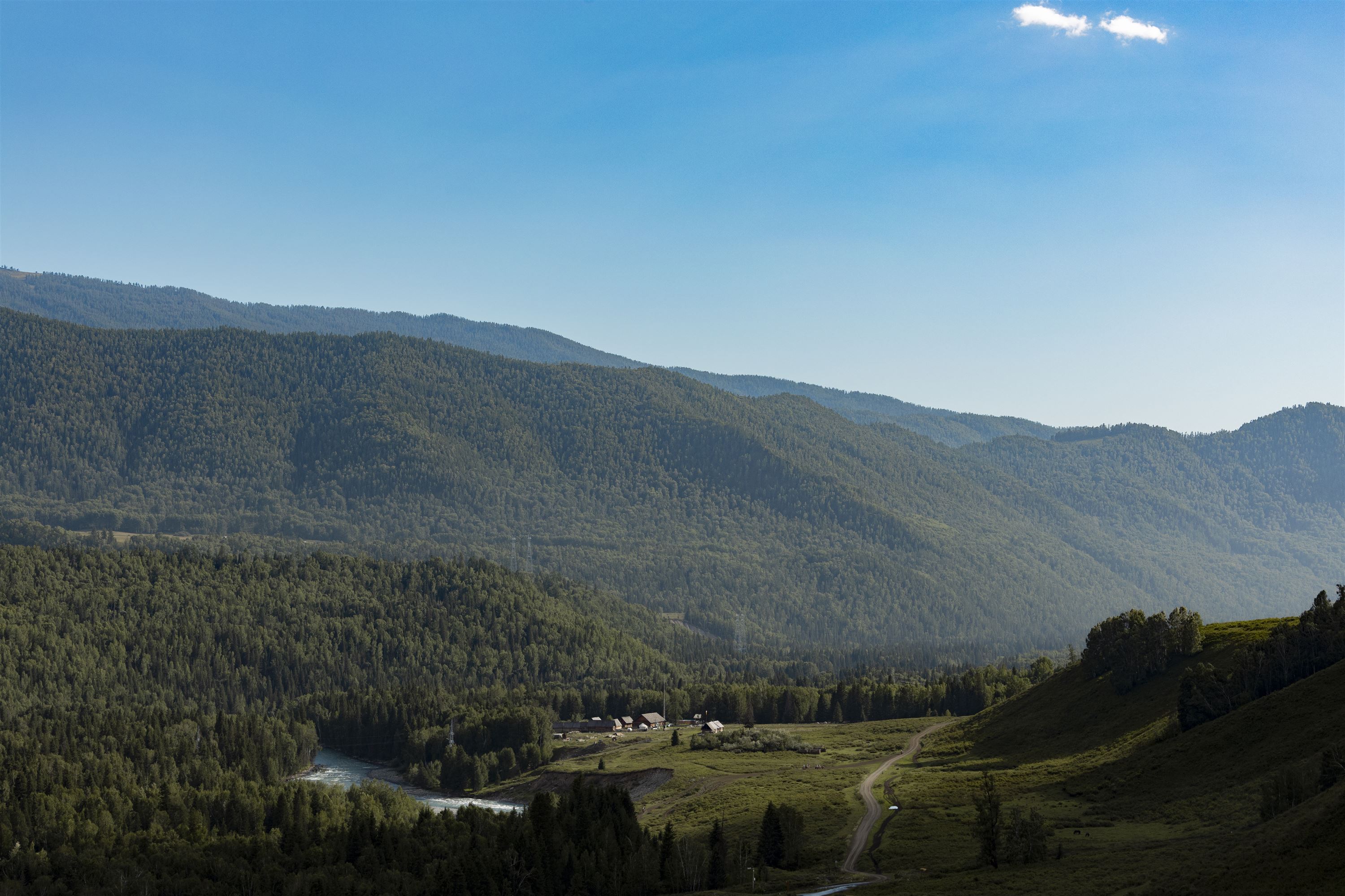 作品《大美新疆》